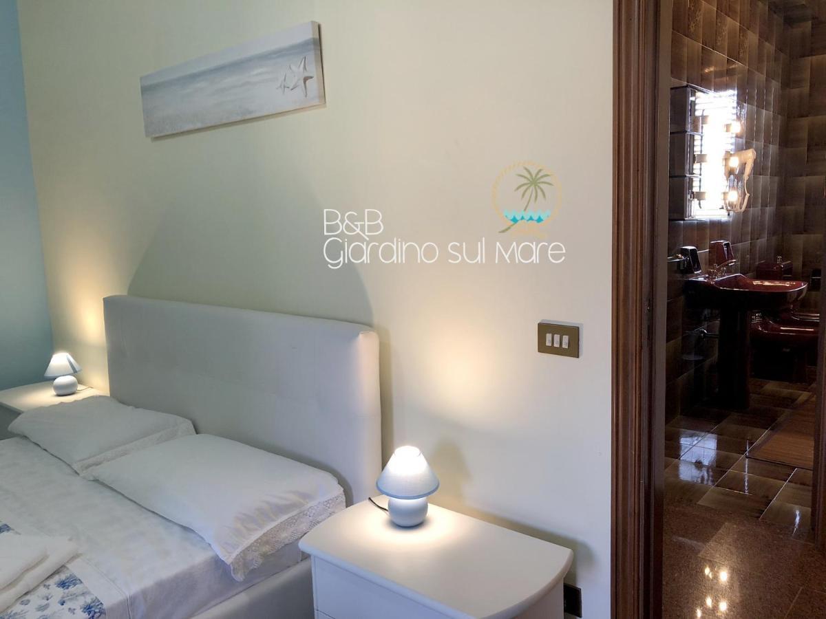 Giardino Sul Mare Bed and Breakfast Patti Exteriör bild